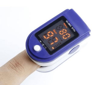 Finger Pulse Oximeter with Large OLED Display