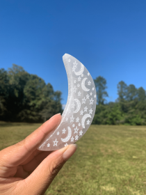 *Engraved Moon Selenite | 10 cm | Morocco